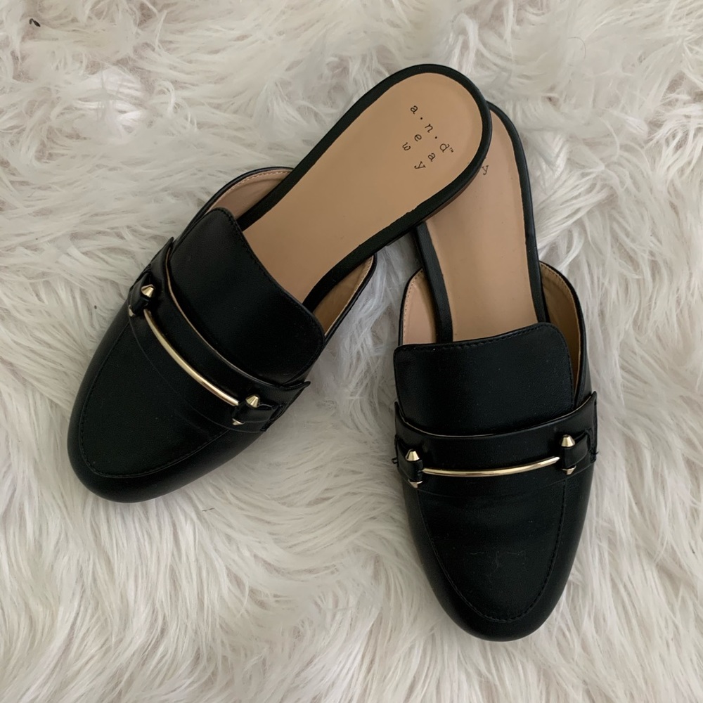 Black Slip on loafer Mules !